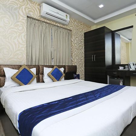 Oyo 7790 Hotel Royal Height Калькутта Экстерьер фото